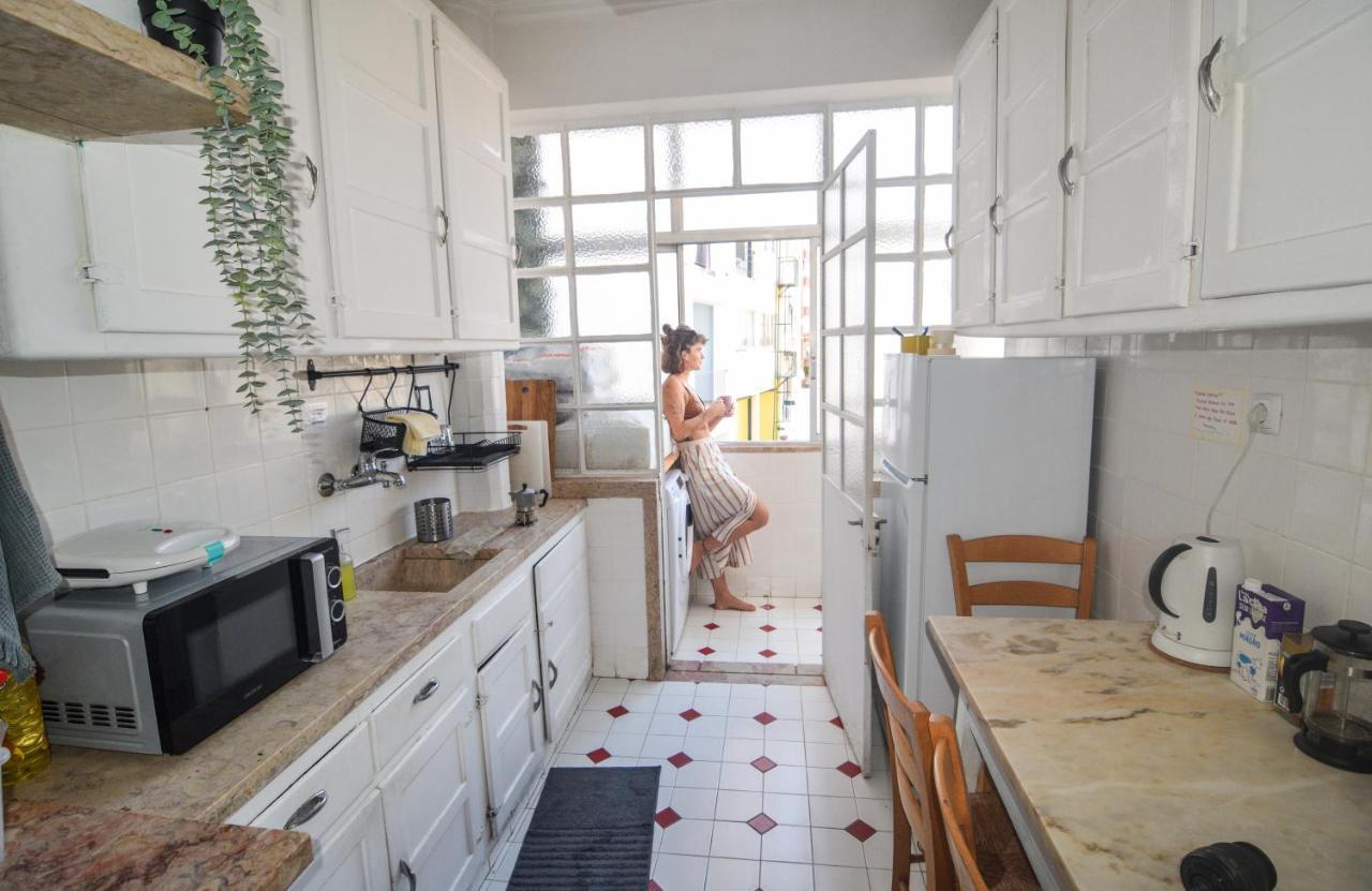 Maria Shared Apartment In Central Lisbona Esterno foto
