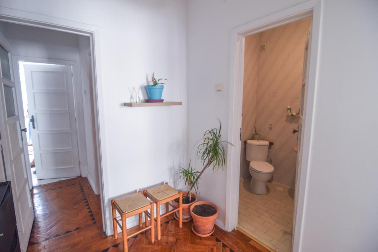 Maria Shared Apartment In Central Lisbona Esterno foto
