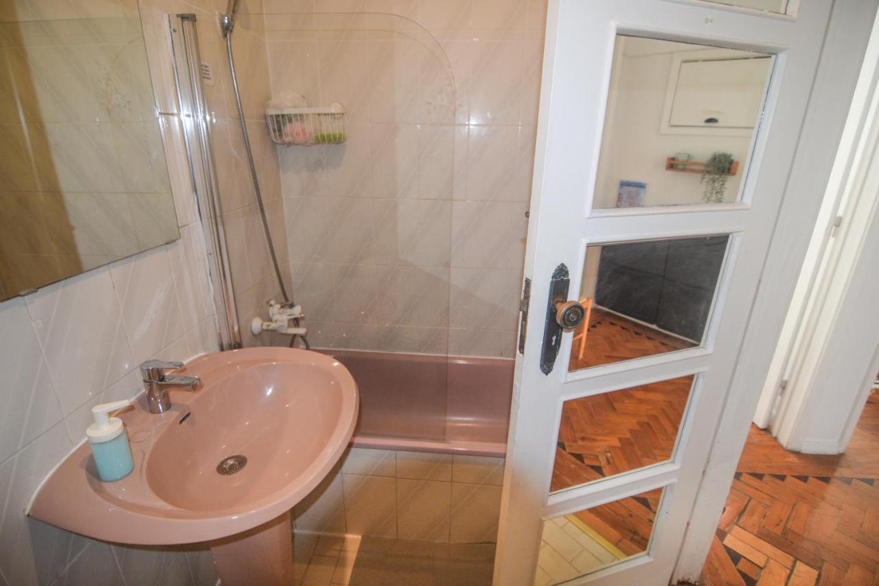 Maria Shared Apartment In Central Lisbona Esterno foto